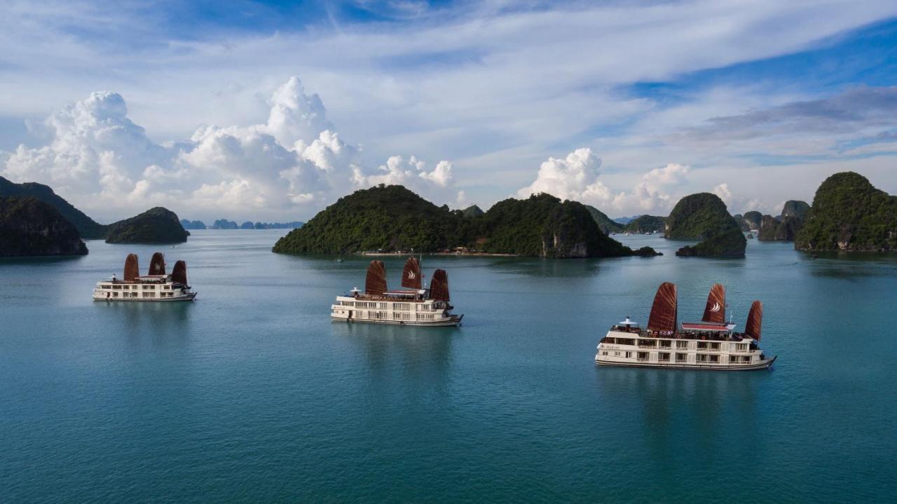 Pelican Classic Cruise Ha Long Exteriör bild