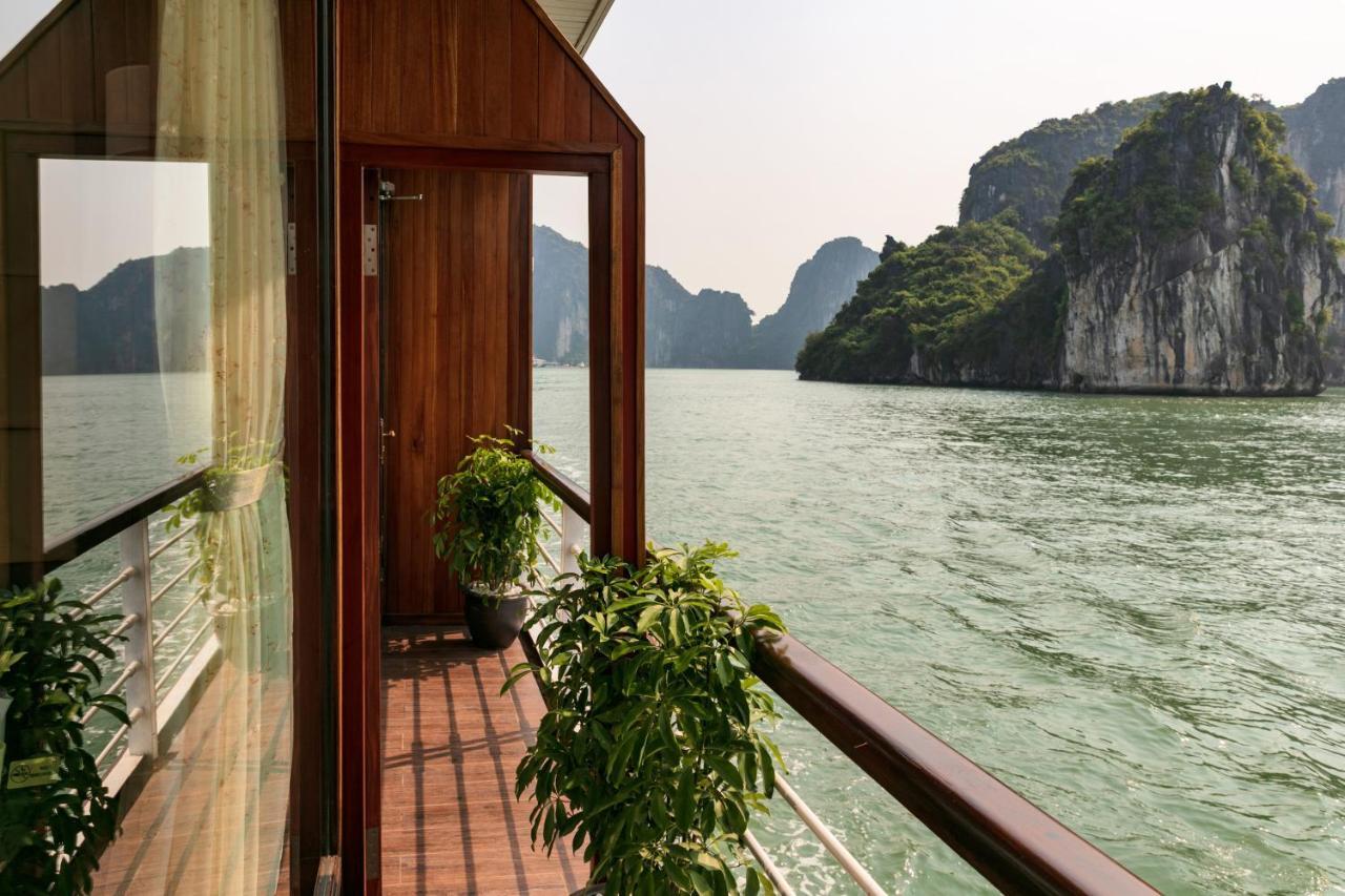 Pelican Classic Cruise Ha Long Exteriör bild