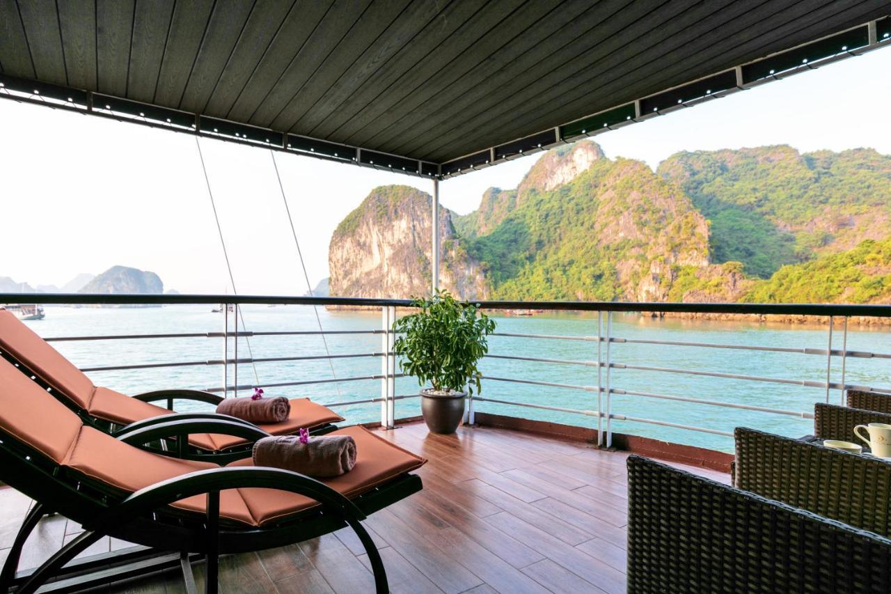 Pelican Classic Cruise Ha Long Exteriör bild